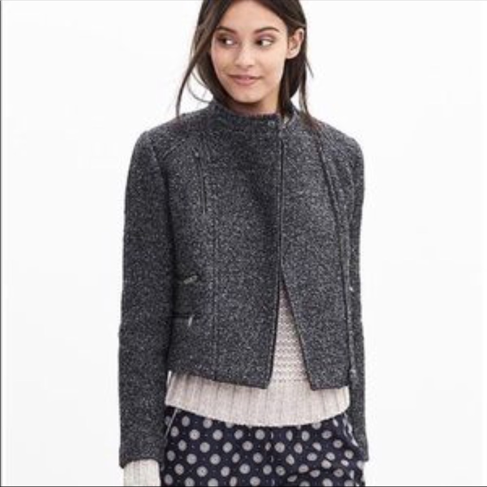 🎉 Host Pick!🎉 Banana Republic gray boucle jacket